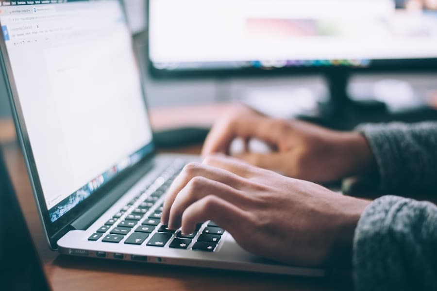 Streamline Startup Bookkeeping With Digital Tools